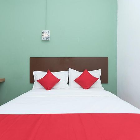 Super Oyo 218 Storytel Hotel Kota Kinabalu Kültér fotó