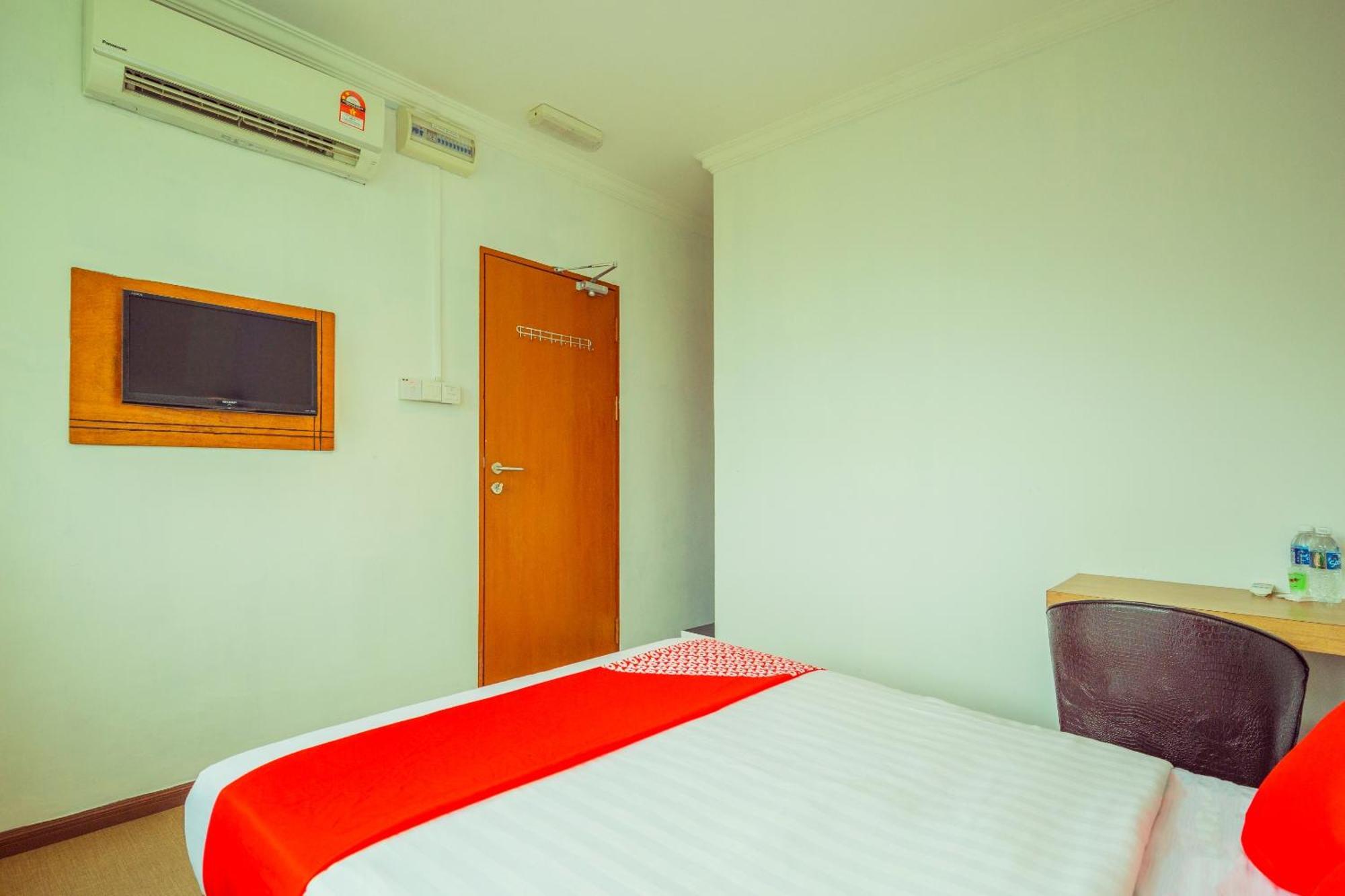 Super Oyo 218 Storytel Hotel Kota Kinabalu Kültér fotó