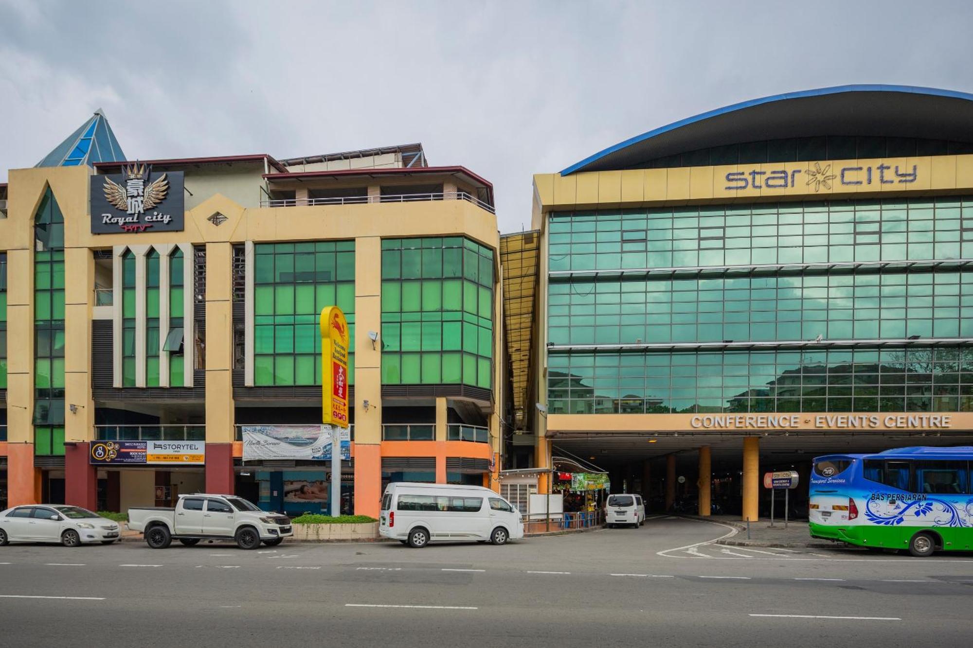 Super Oyo 218 Storytel Hotel Kota Kinabalu Kültér fotó